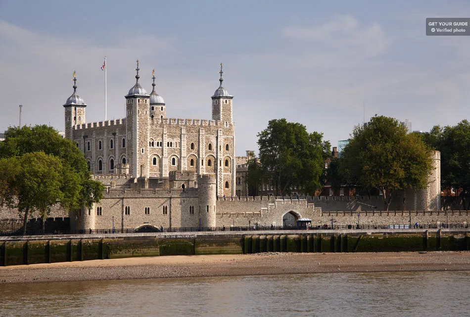 London: Tower of London and Crown Jewels Exhibition Ticket