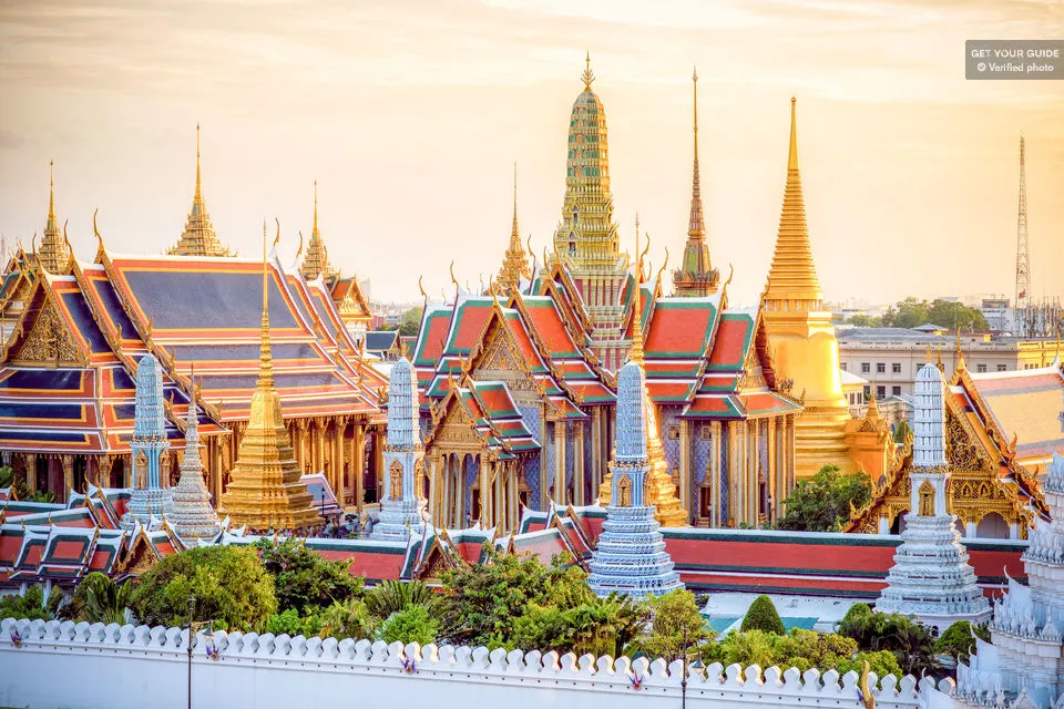 Flexi Walking Temple Tour: Grand Palace, Wat Pho, Wat Arun