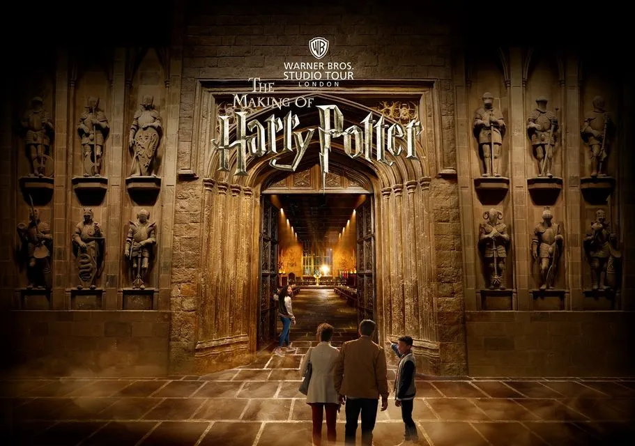 Warner Bros. Studio London: Tour with Coach Transfers
