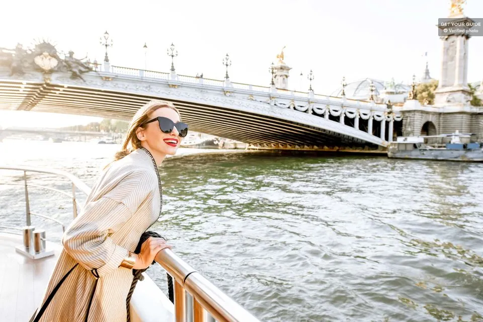 Paris: 1-hour River Seine Cruise