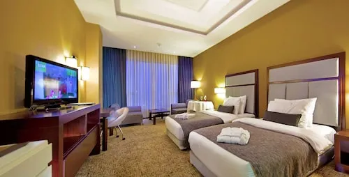 The Green Park Pendik 